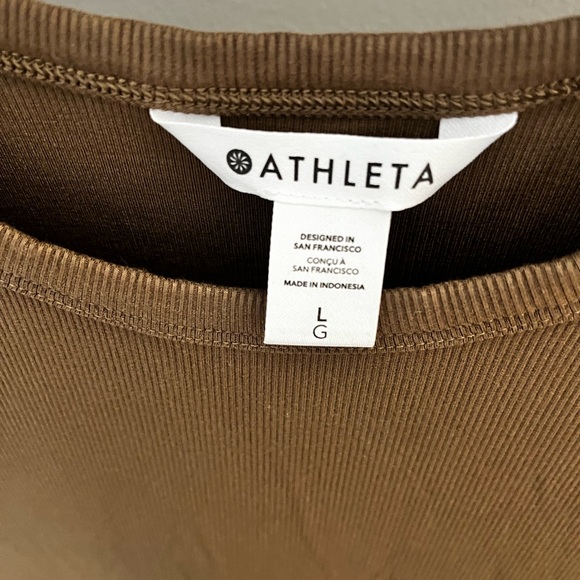 Athleta Brown Short Sleeve Ribbed Tee - Picture 2 of 2